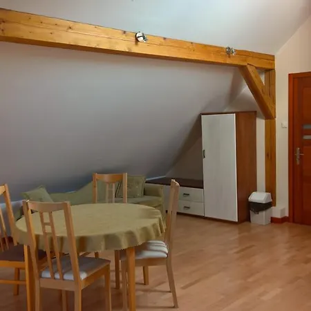 Habitación en casa particular Forsycja