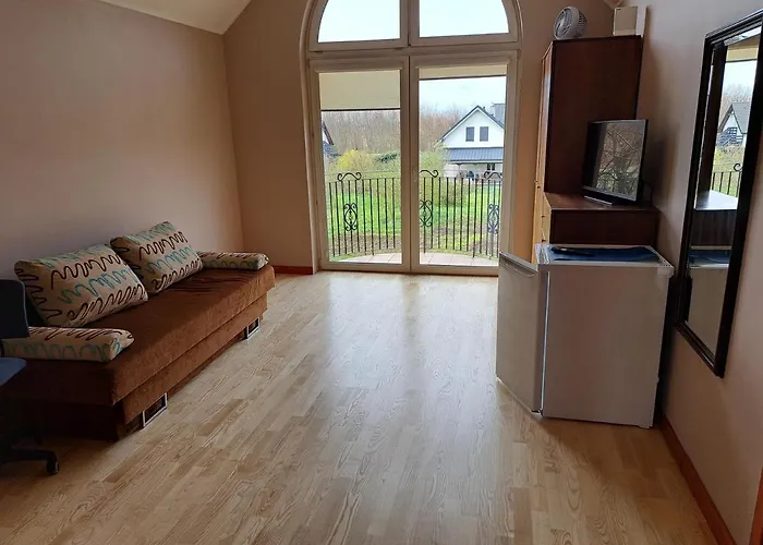 Проживание в семье Forsycja *